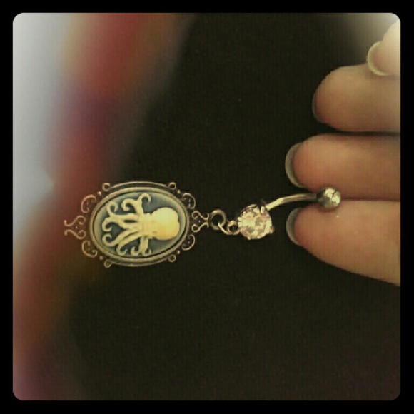Octopus cameo belly button ring