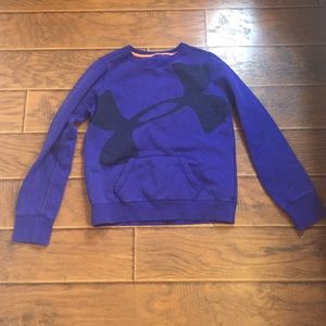 Under amour kids large sweat shirt