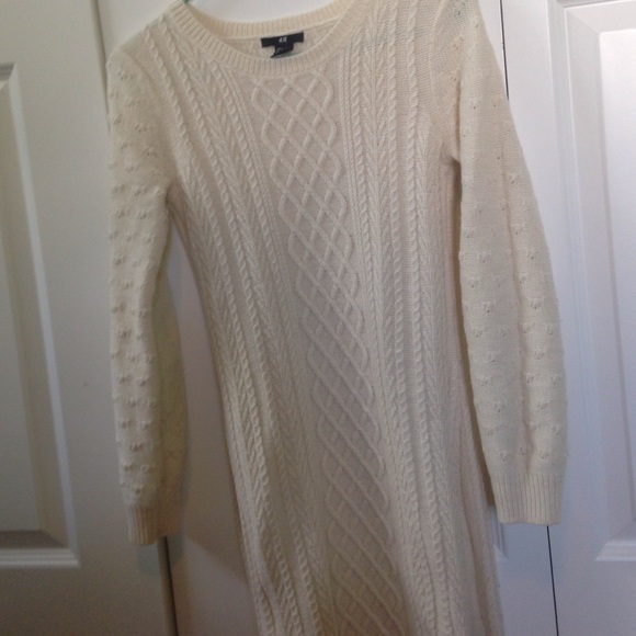 Off white sweater dress ❄️