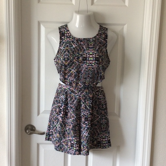 Kendall & Kylie Other - Kendall & Kylie Printed Romper