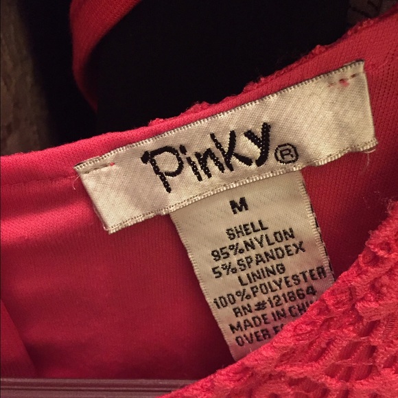 Pink cocktail dress 😍 - Picture 3 of 3