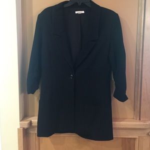 🎉🎉REDUCED  Long black Boston proper  blazer