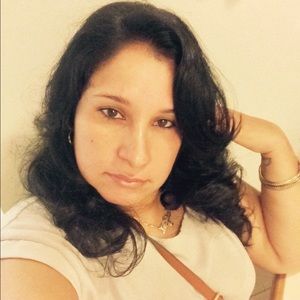 Meet your Posher, Mayra