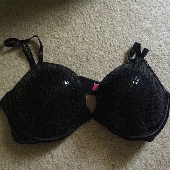 PINK Victoria's Secret Ultimate Push Up Bra