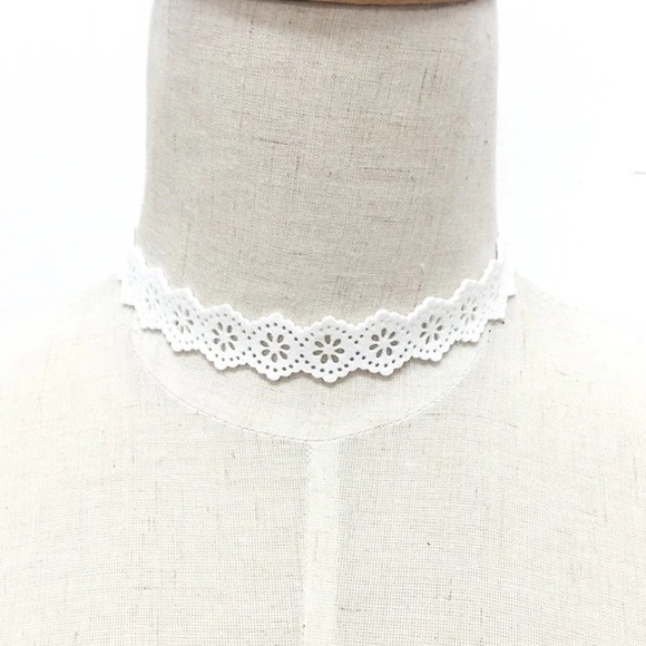 Jewelry - 💟White Choker💟