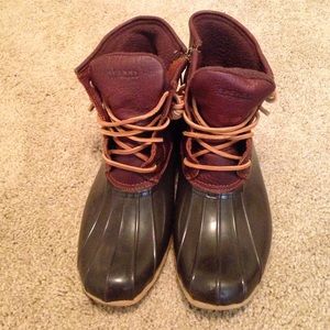 Sperry Rain Boots