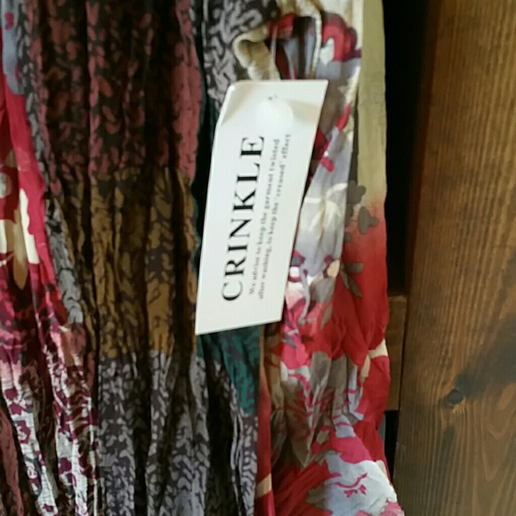 New.with tags crinkle dress - Picture 2 of 3