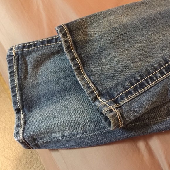 25L NEVER WORN daytrip jeans - Picture 3 of 3