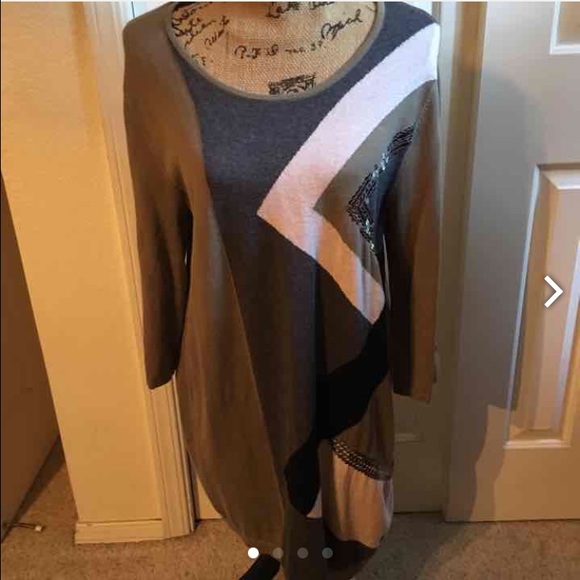 Sz lg long sweater (could fit xl)