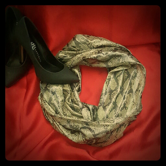 Infinity Scarf