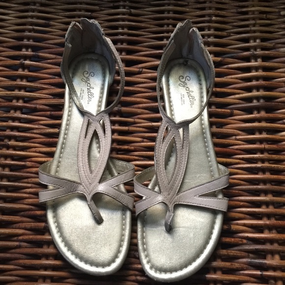 Seychelles sandals