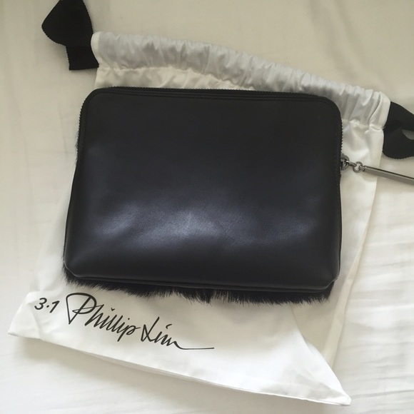 🆕 Sale‼️ 3.1 Phillip Lim Clutch - Picture 2 of 3