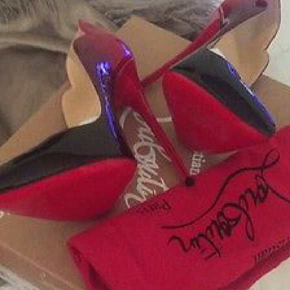 CL ridge line with a straight edge ruler - Picture 3 of 3