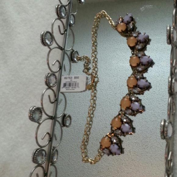 Vivi necklace