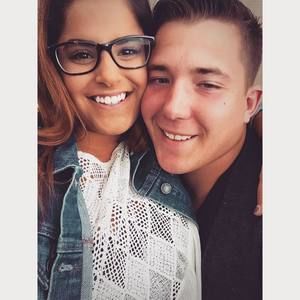 Meet your Posher, Leanna