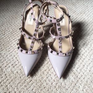 Authentic Valentino rockstud pumps