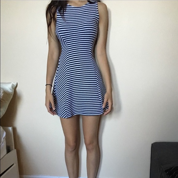 Really cute navy and white fit and flare dress! - Picture 1 of 3