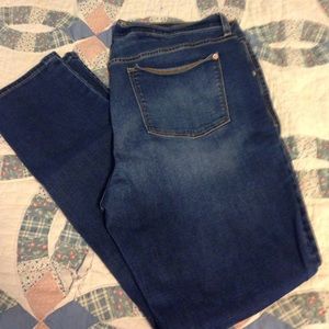 Old navy flirt skinny jeans