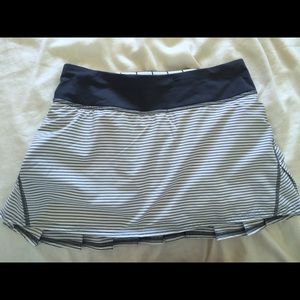 Lululemon Pacesetter Skirt Sz 4