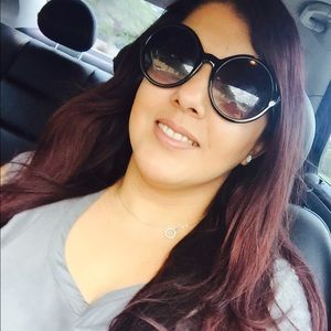 Meet your Posher, Arelis