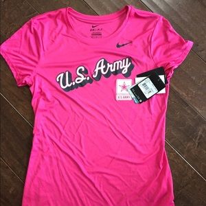 Nike medium army dry fit t shirt