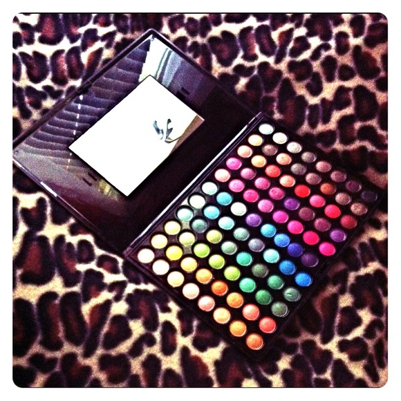 Eyeshadow pallet! New!!!