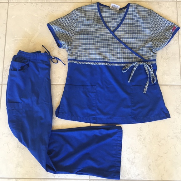 Blue&Checkered Scrub Set