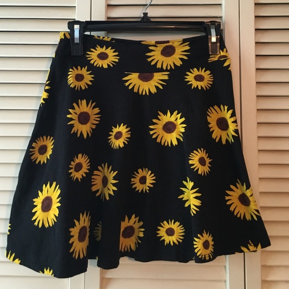 Sunflower skirt 🌻