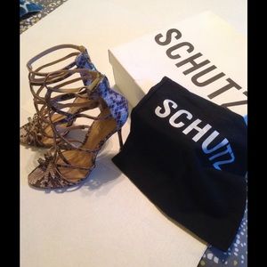 Schutz heels euro size 40 (fit me like 9)