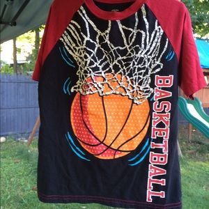 2 boys t-shirts basketball and plain black