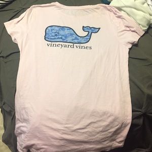 Vineyard vines pink camp whale tee