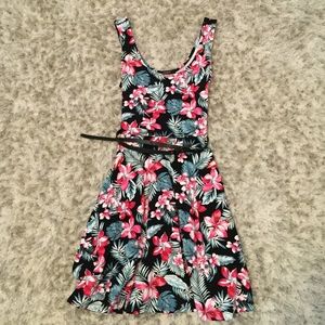 Tropical print forever 21 dress
