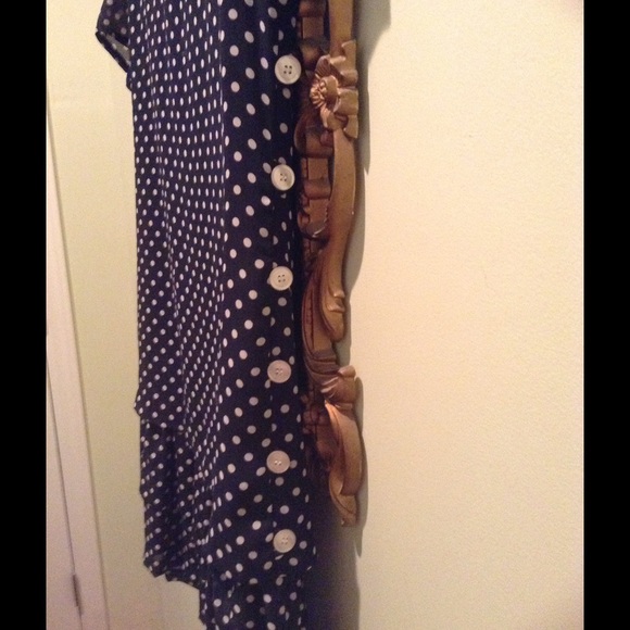 Woman's size 2P California Design Dress - Picture 3 of 4