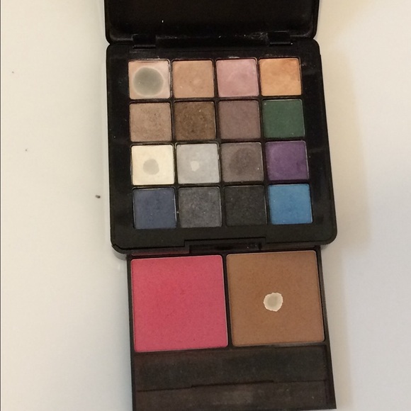 Victoria's Secret makeup palette