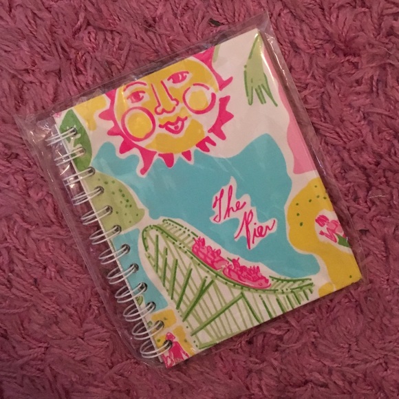 Lilly Pulitzer spiral brag book