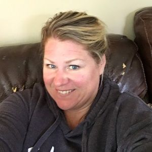 Meet your Posher, Schellie