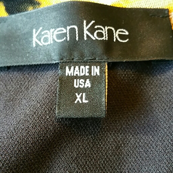 Sleeveless hi lo dress - Picture 2 of 2