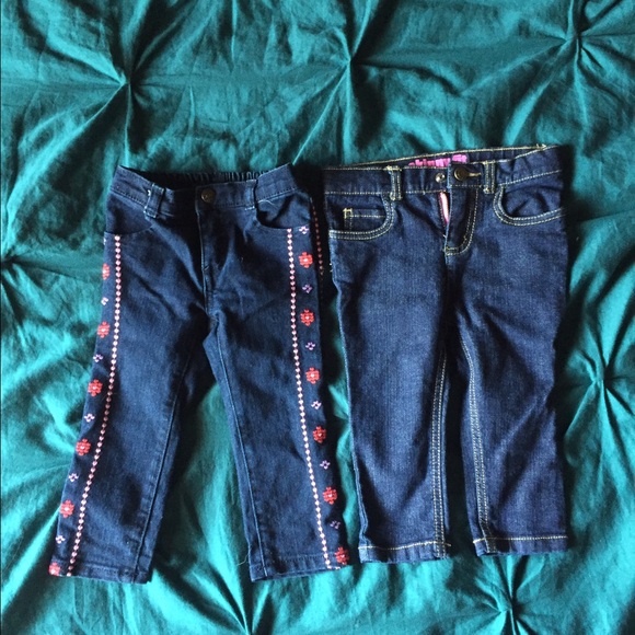 2 pairs of skinny jeans