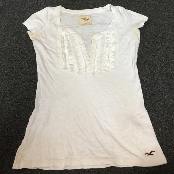 Hollister tee