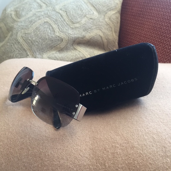 MARC by Marc Jacobs Silver/Blue Sunglasses - Picture 1 of 4