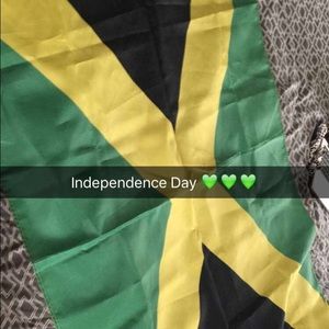 Meet your Posher, Tay