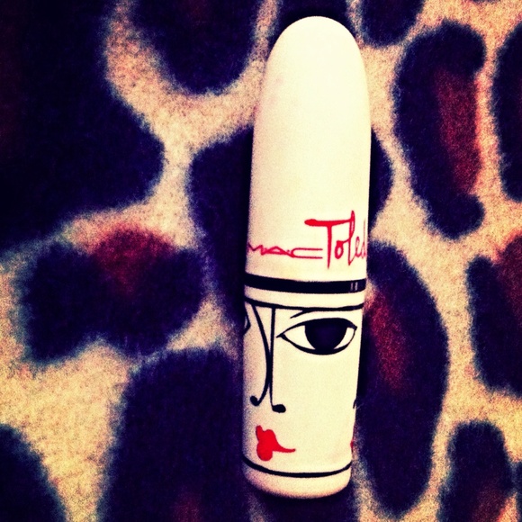 MAC lipstick! Limited edition. New