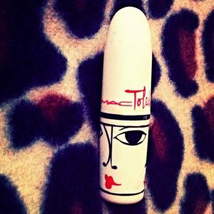 MAC lipstick! Limited edition. New