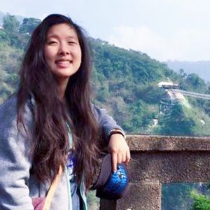 Meet your Posher, Daphne