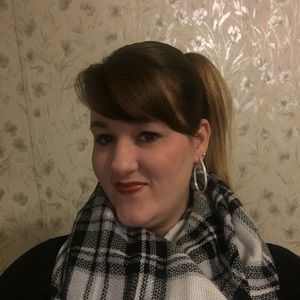 Meet your Posher, Katrina