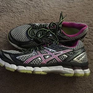 Asics GT 2000 Running Shoes