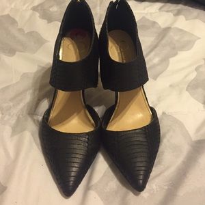 Jessica Simpson heels.