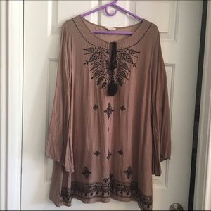 Boutique tunic