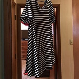 Black and White Boutique Top