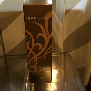 Younique body bronzer in the color Malibu